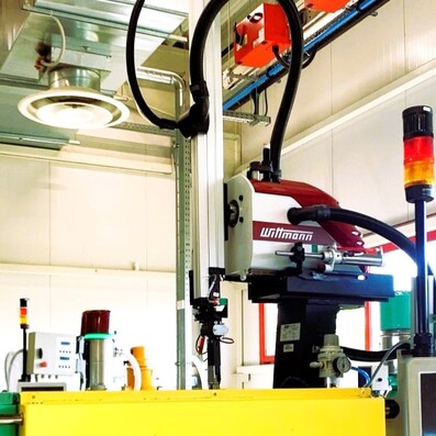 wittmann Meet our new Wittmann WP80 - Robot
